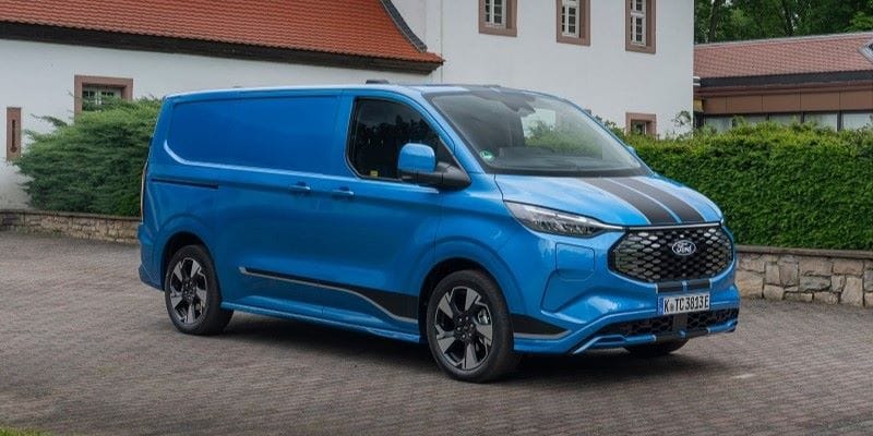 Ford E-Transit_Custom